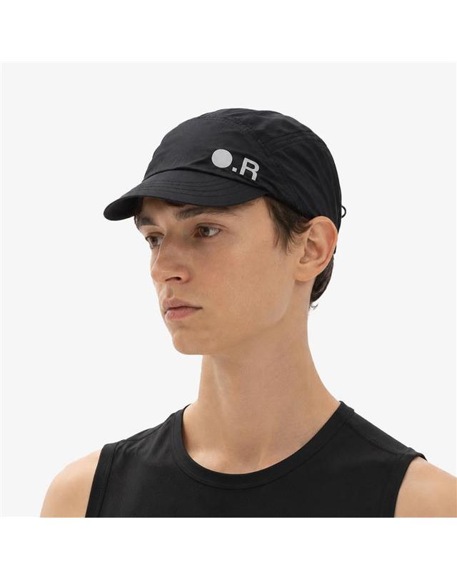 옵티미스틱러너스 옵티미스틱 러너스 OR 나일론 러닝 캡 모자 ORNC26 BK 착용컷