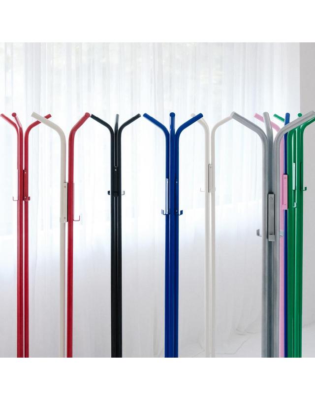 비아크 SEON Coat Rack 착용컷