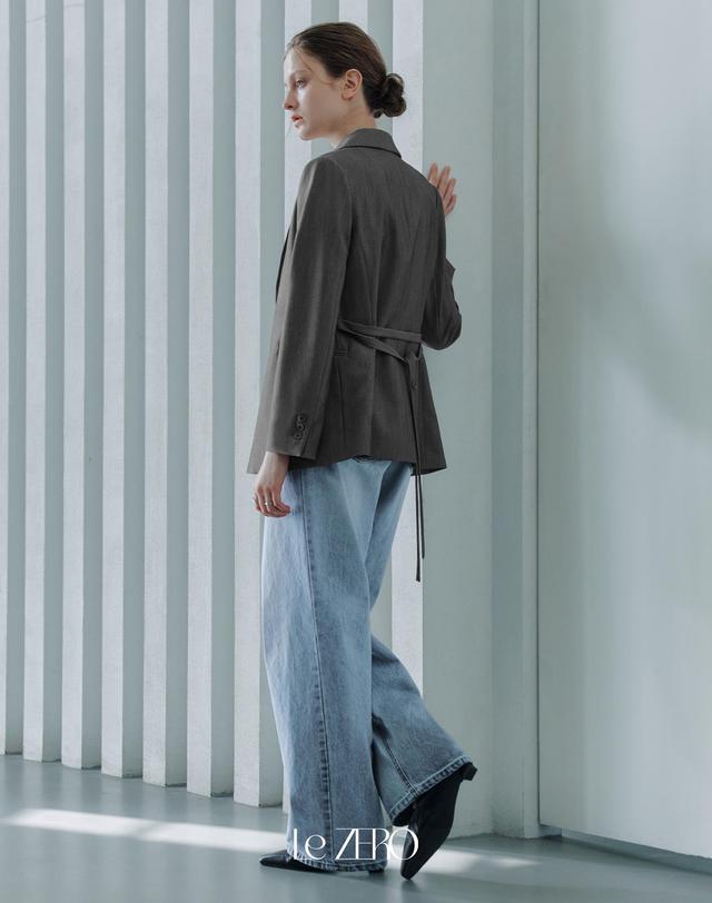 르제로 르제로 아리아 벨티드 자켓 / 그레이 착용컷