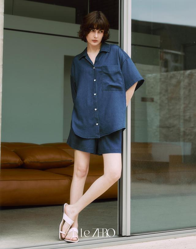 르제로 르제로 밴딩 데님 쇼츠 / 블루 착용컷