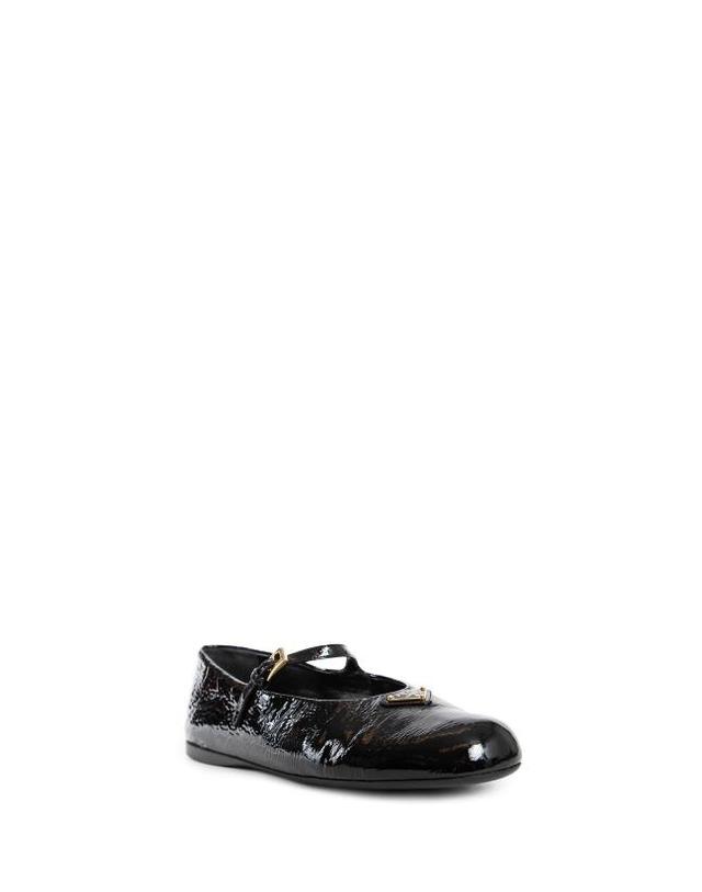 프라다 [명품] 26FW 프라다 플랫 슈즈 1F793N H27 F0002 BLACK DOM 착용컷