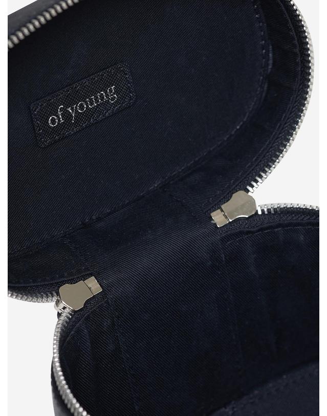 오브영 Cosmetic BAG - BLACK (코스메틱백 블랙) 착용컷