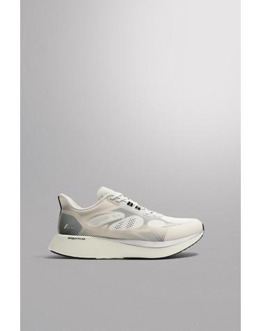 자라 브리더블 니트 러닝화 2382/720/001 WHITE