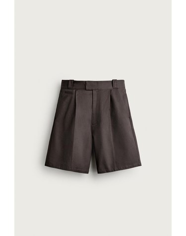 자라 릴렉스핏 플리츠 버뮤다 반바지 1437/396/700 BROWN