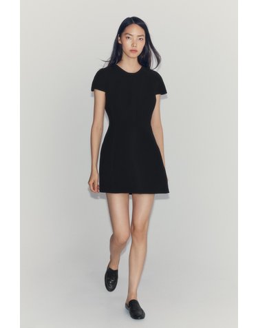 자라 라운드넥 반팔 A라인 미니 원피스 2234/198/800 BLACK