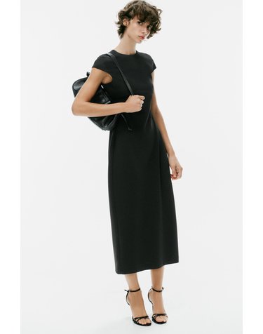 자라 슬림핏 반팔 미디 원피스 7861/207/800 BLACK