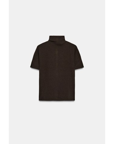 자라 슬림핏 하이넥 백버튼 반팔 티셔츠 5644/747/719 BROWN VIGORE