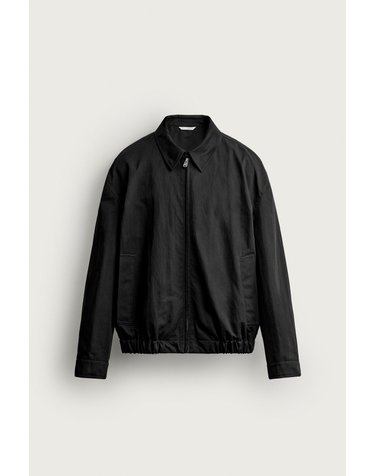 자라 레귤러핏 플리츠 테크니컬 자켓 2018/331/800 BLACK