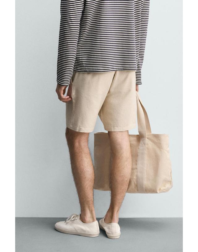 자라 자라 리넨 혼방 텍스처 레귤러핏 버뮤다 쇼츠 1618/450/052 LIGHT BEIGE 베이지 착용컷