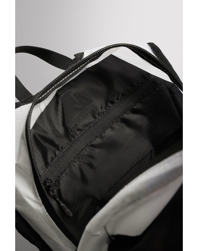 자라 자라 25L 멀티포켓 스포츠 백팩 3236/720/202 MULTICOLOURED 멀티컬러 착용컷