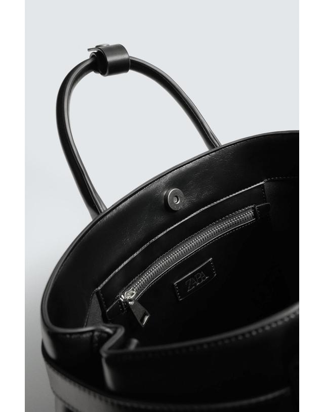 자라 자라 클래식 블랙 가죽 벨티드 토트백 3553/720/800 BLACK 착용컷