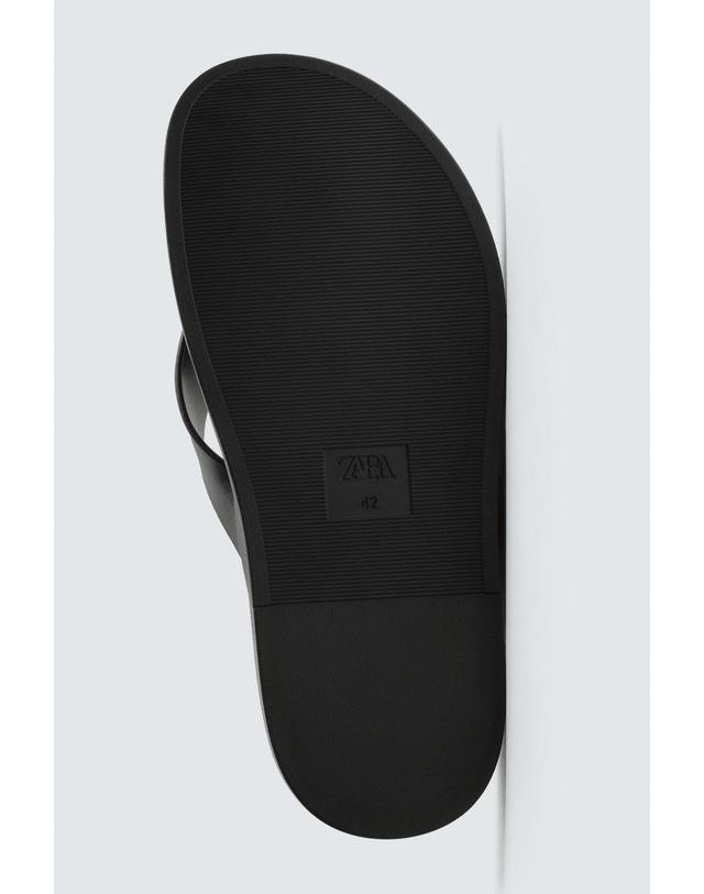 자라 자라 베이직 토 디바이더 스트랩 샌들 2737/720/800 BLACK 블랙 착용컷