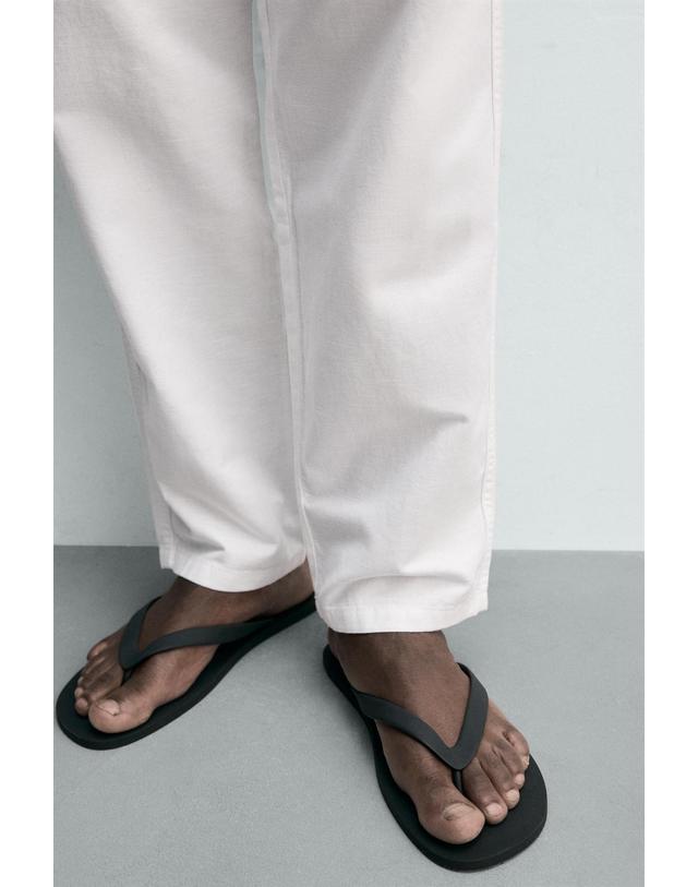 자라 자라 베이직 블랙 러버 스트랩 샌들 2796/720/800 BLACK 착용컷