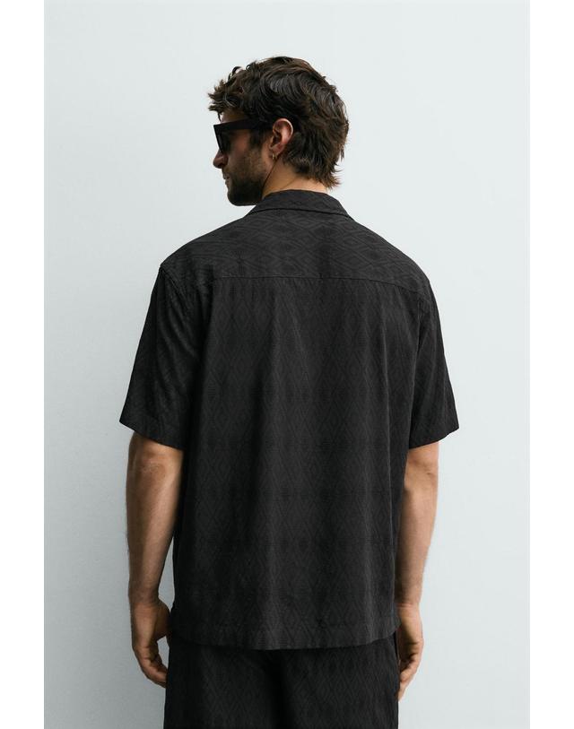 자라 자라 릴렉스핏 지오메트릭 자카드 반팔 셔츠 1450/300/800 BLACK 블랙 착용컷