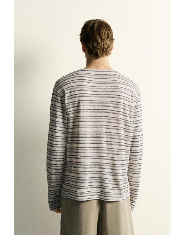 자라 자라 비스코스 린넨 스트라이프 긴팔 티셔츠 4805/338/104 STRIPED 멀티컬러 착용컷