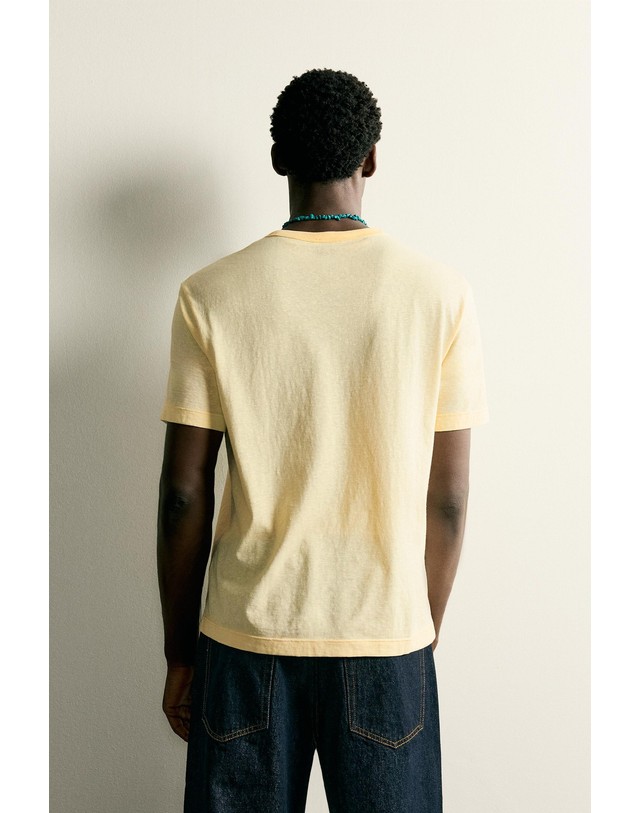자라 자라 레귤러핏 경량 반팔 티셔츠 6462/306/300 YELLOW 노랑 착용컷