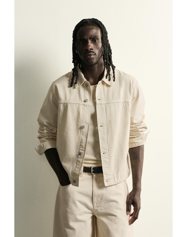 자라 자라 레귤러핏 워시드 데님 자켓 8062/391/251 OYSTER-WHITE 아이보리 착용컷