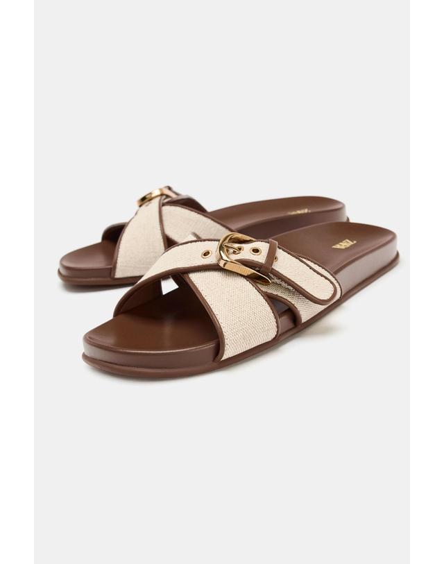 자라 자라 크로스 버클 플랫 샌들 3824/810/111 LIGHT BEIGE 베이지 착용컷