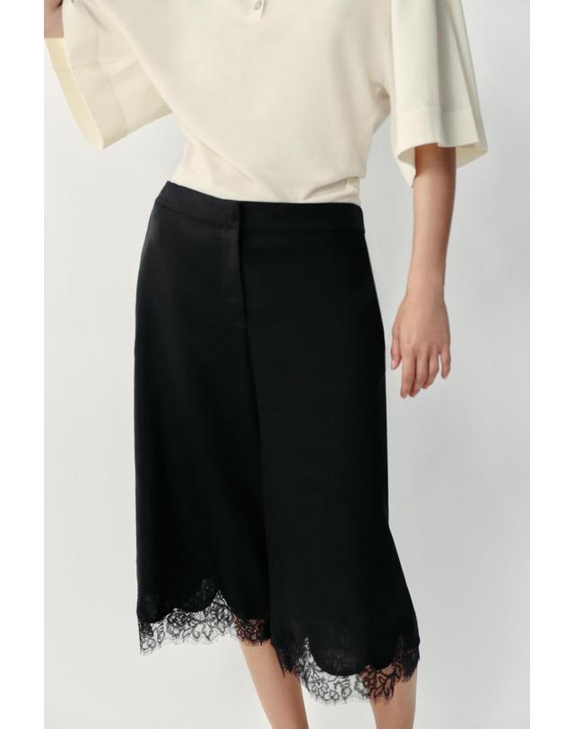 자라 자라 린넨 혼방 레이스 롱 버뮤다 팬츠 7931/722/800 BLACK 블랙 착용컷
