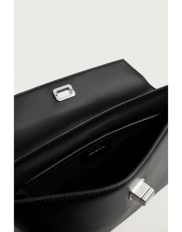 자라 자라 메탈 턴락 엔벨로프 클러치백 3701/820/800 BLACK 블랙 착용컷