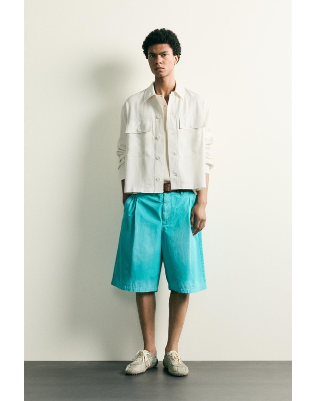 자라 자라 릴렉스핏 플루이드 포켓 오버셔츠 3715/807/251 OYSTER-WHITE 아이보리 착용컷