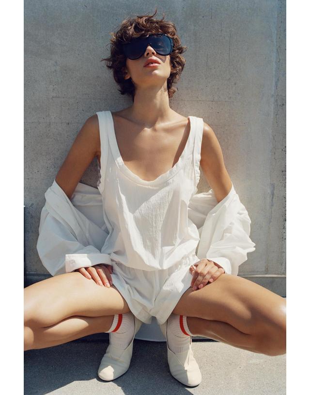 자라 자라 나일론 스트랩 숏 점프수트 4772/233/250 WHITE 화이트 착용컷