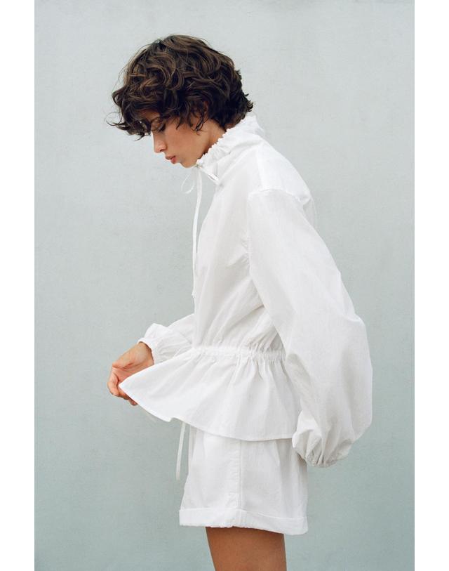 자라 자라 하이넥 드로스트링 나일론 자켓 4772/702/250 WHITE 화이트 착용컷