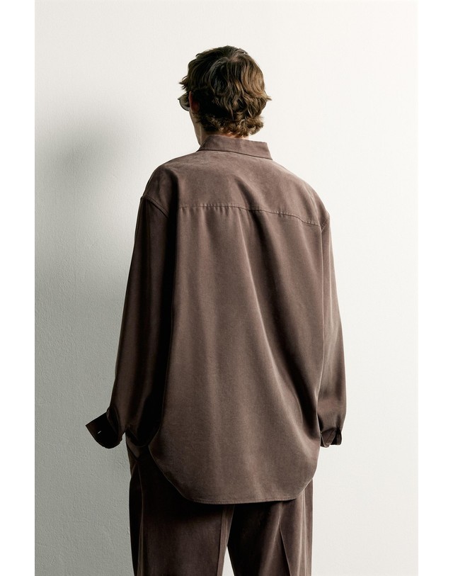 자라 자라 라이오셀 혼방 릴렉스핏 긴팔 셔츠 1437/354/716 DARK BROWN 초콜릿 착용컷