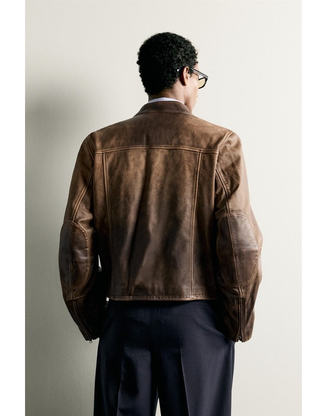 자라 자라 워시드 크롭 레더 바이커 자켓 4416/111/700 BROWN 브라운 착용컷