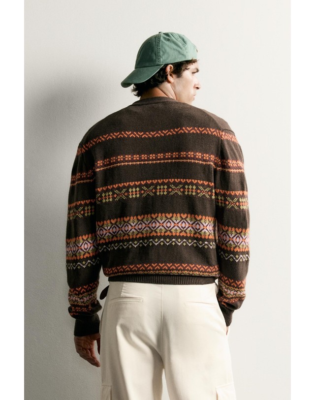 자라 자라 코튼 린넨 자카드 브이넥 가디건 5755/341/700 BROWN 초콜릿 착용컷