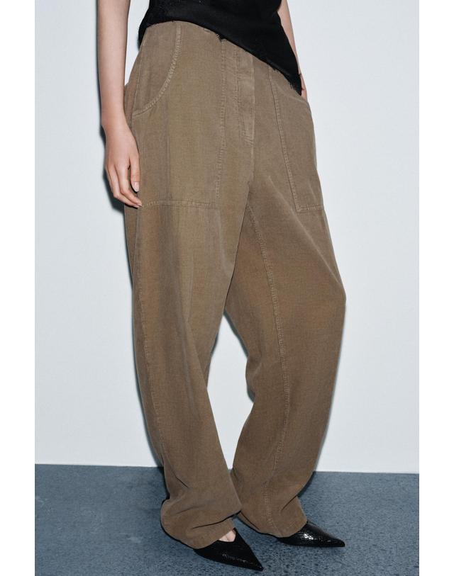 자라 자라 코듀로이 포켓 스트레이트 팬츠 4043/265/737 BROWN / TAUPE 브라운 착용컷