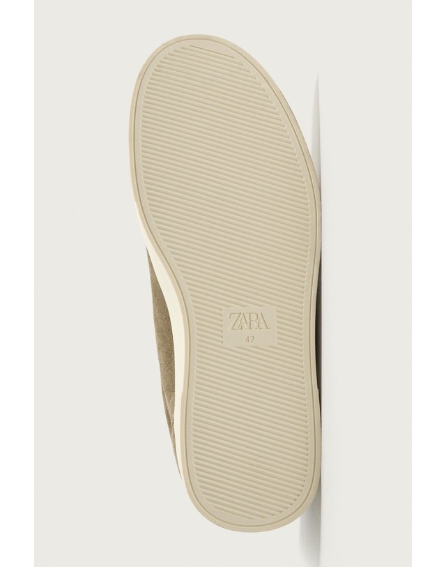 자라 자라 스플릿 스웨이드 레더 스니커즈 2209/820/131 TAUPE GREY 카키 착용컷