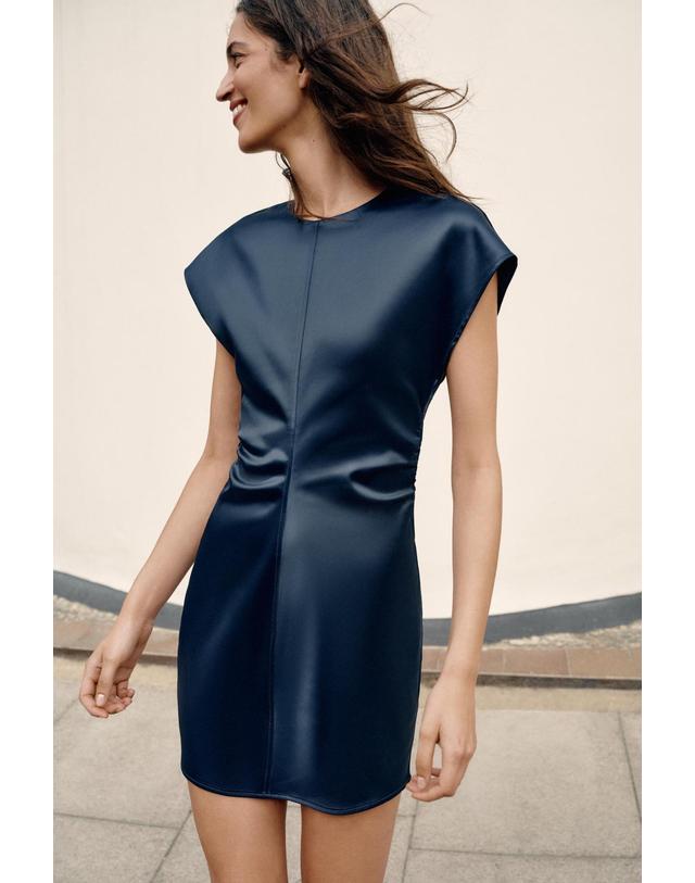 자라 자라 새틴 슬림핏 셔링 미니 원피스 8372/247/422 DARK NAVY 네이비 착용컷