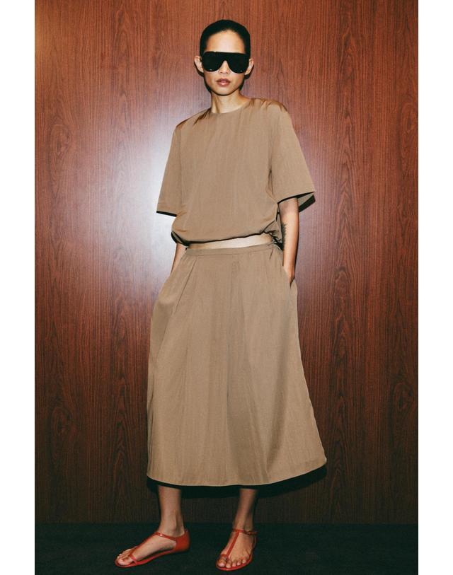 자라 자라 나일론 A라인 미디 스커트 4043/464/737 BROWN / TAUPE 베이지 착용컷