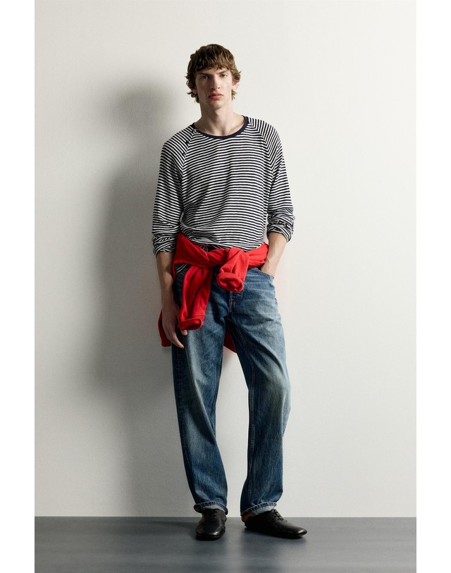 자라 자라 스트라이프 버튼 라운드넥 긴팔 티셔츠 4805/328/043 NAVY / WHITE 멀티컬러 착용컷