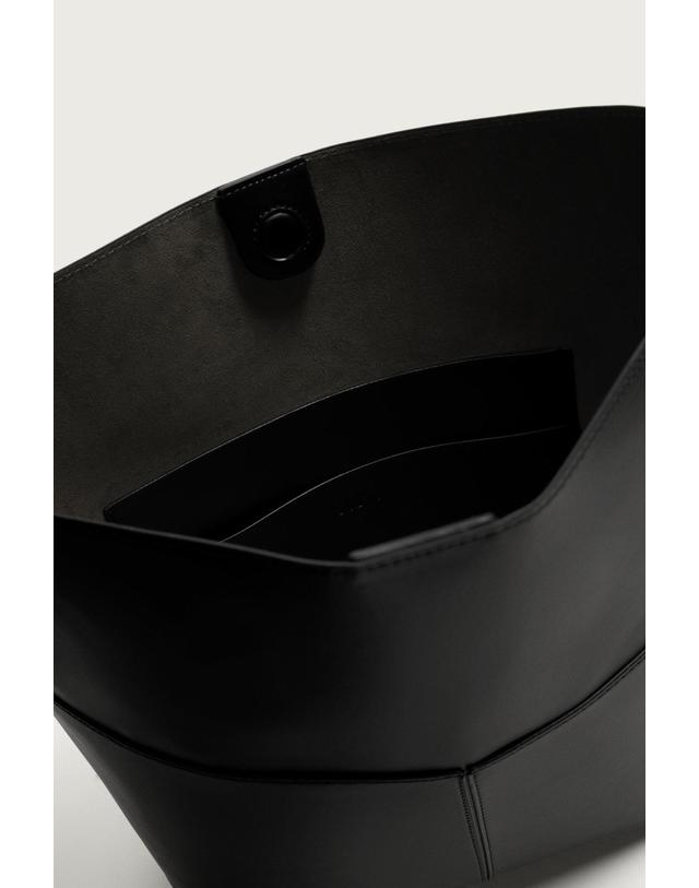 자라 자라 플랫 포켓 플레인 토트백 3359/820/800 BLACK 블랙 착용컷