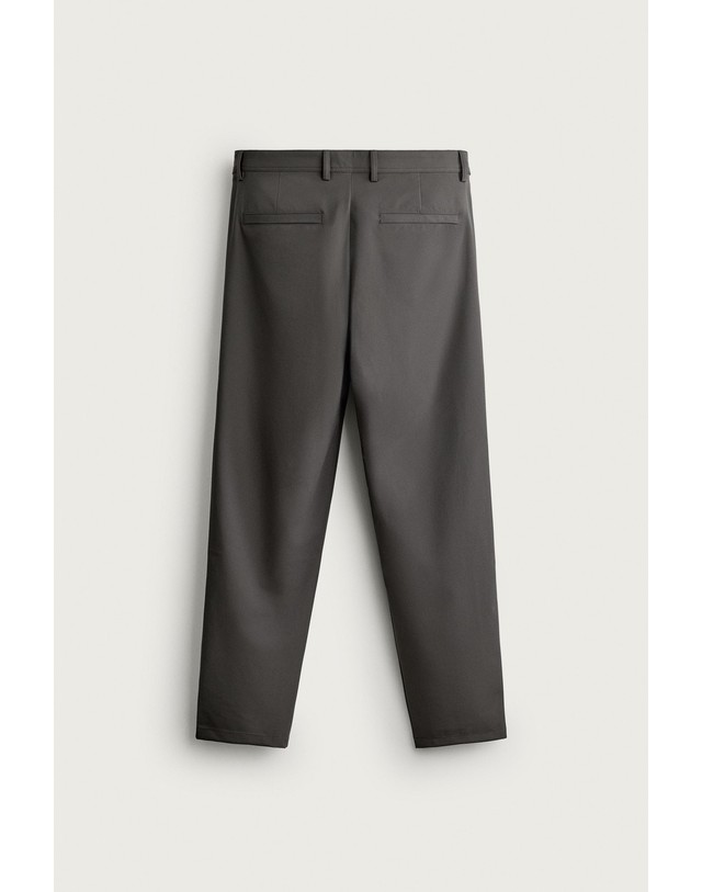 자라 자라 컴포트 레귤러핏 테크니컬 팬츠 4391/440/507 DARK KHAKI 카키 착용컷