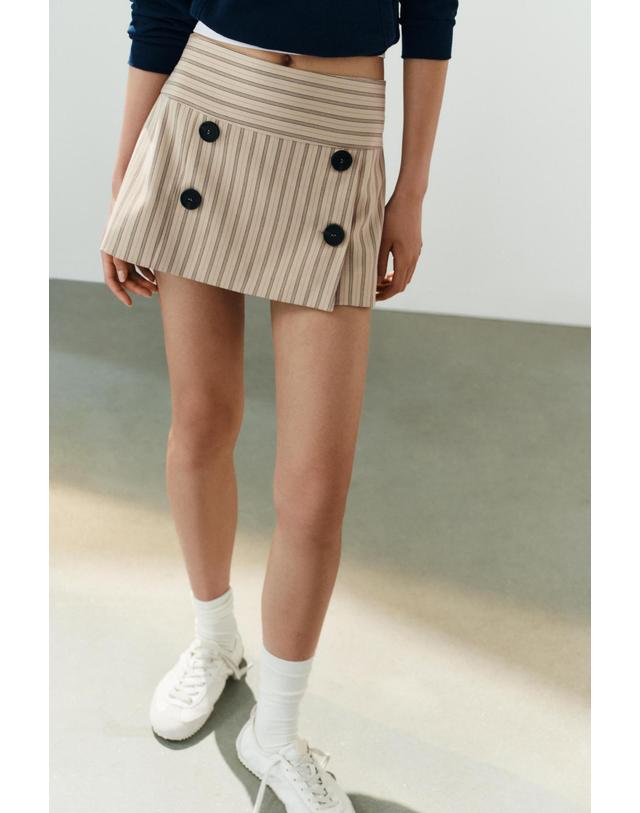 자라 자라 스트라이프 버튼 미니 스커트 팬츠 4661/509/730 LIGHT BROWN 베이지 착용컷