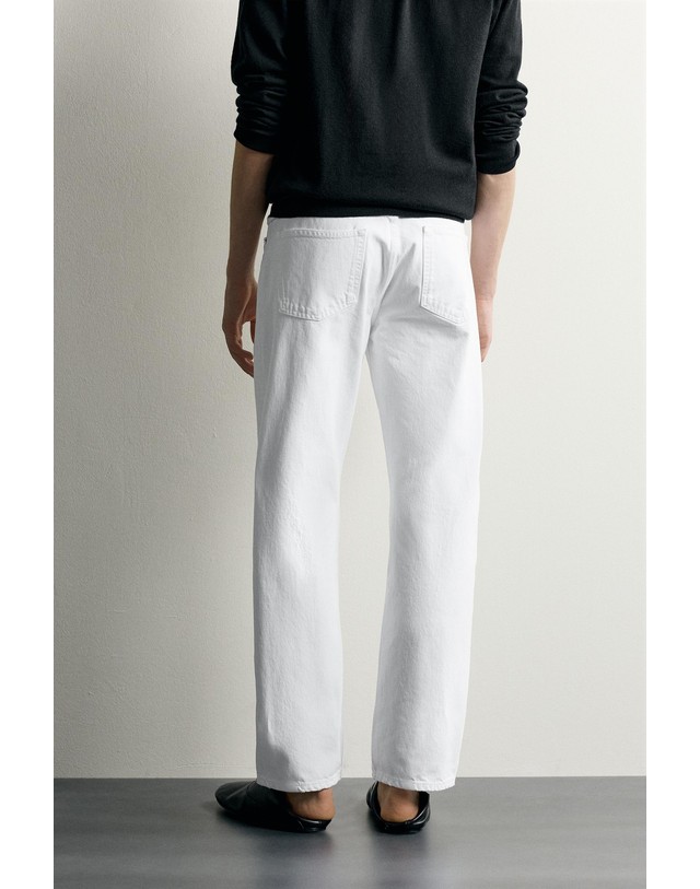 자라 자라 레귤러핏 스트레이트 데님 팬츠 4470/350/251 OYSTER-WHITE 화이트 착용컷