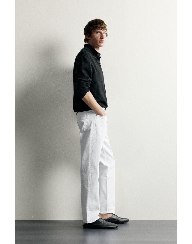 자라 자라 레귤러핏 스트레이트 데님 팬츠 4470/350/251 OYSTER-WHITE 화이트 착용컷