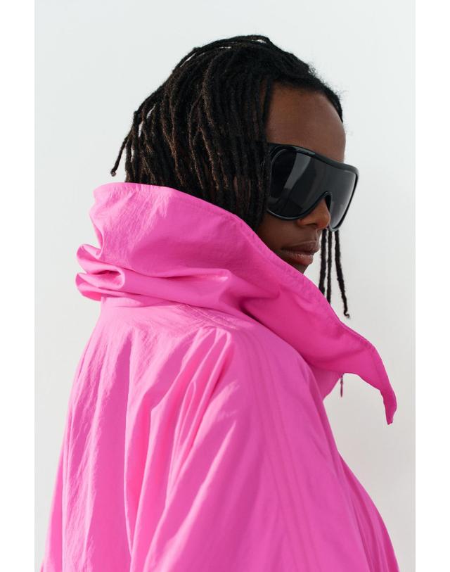자라 자라 하이넥 크롭 나일론 자켓 5063/716/460 NEON PINK 핑크 착용컷