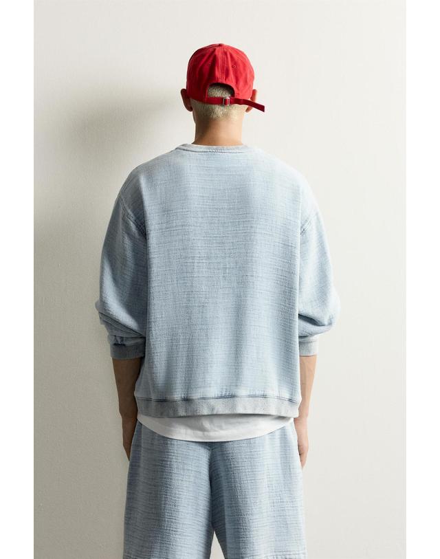 자라 자라 소프트 워시드 텍스처 스웨트셔츠 7446/396/406 LIGHT BLUE 블루 착용컷