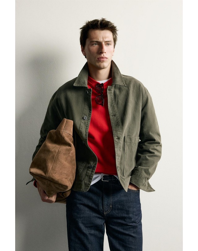 자라 자라 릴렉스핏 패치 포켓 오버셔츠 1063/502/505 KHAKI 카키 착용컷