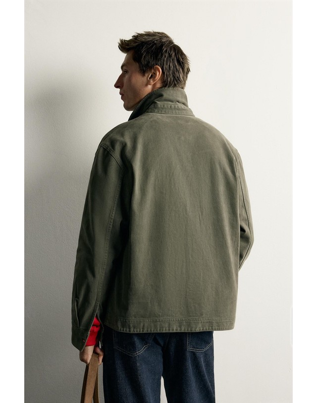 자라 자라 릴렉스핏 패치 포켓 오버셔츠 1063/502/505 KHAKI 카키 착용컷