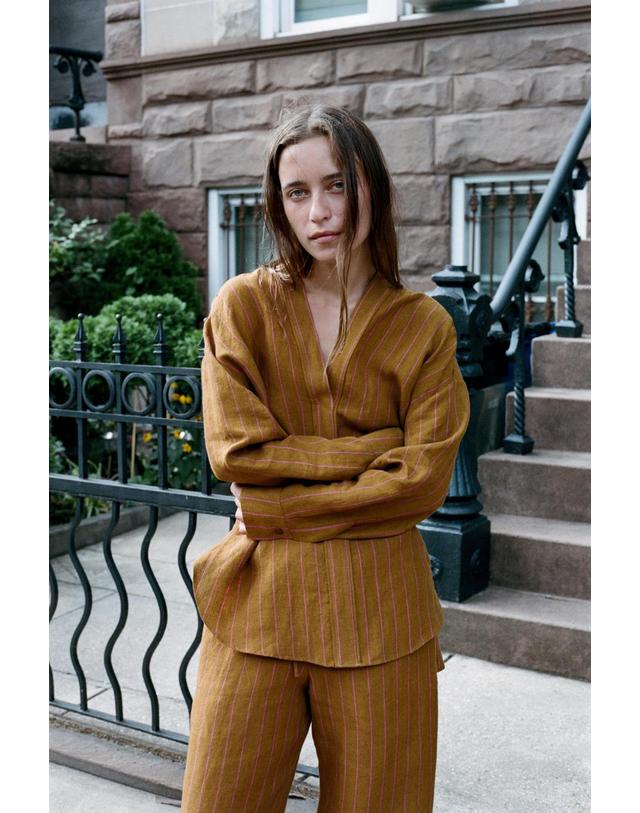 자라 자라 린넨 스트라이프 브이넥 긴팔 셔츠 9066/827/104 STRIPED 카멜 착용컷