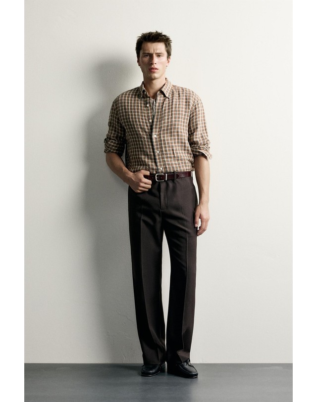 자라 자라 체크 린넨 레귤러핏 긴팔 셔츠 9621/886/121 KHAKI 카키 착용컷