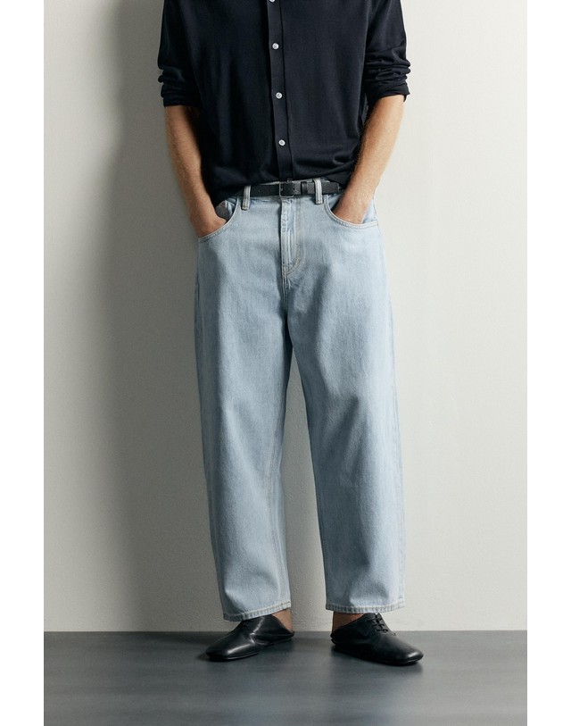자라 자라 테이퍼드 와이드 크롭 청바지 9794/360/406 LIGHT BLUE 블루 착용컷