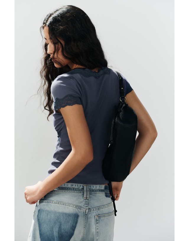 자라 자라 레이스 디테일 브이넥 반팔 탑 4770/805/401 NAVY BLUE 네이비 착용컷