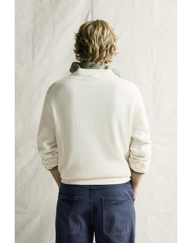 자라 자라 코튼 린넨 라운드넥 니트 스웨터 2142/305/251 OYSTER-WHITE 아이보리 착용컷