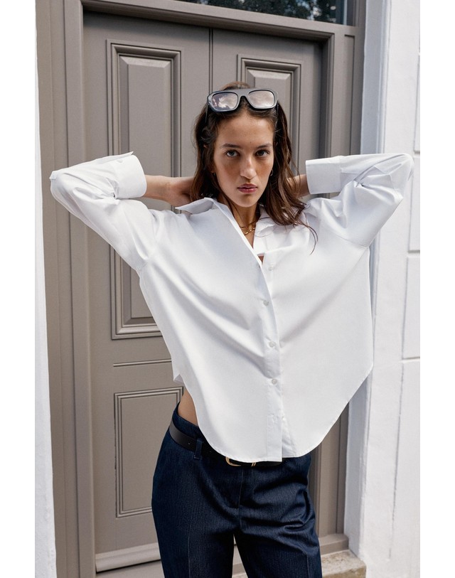 자라 자라 베이직 V넥 포플린 긴팔 셔츠 8050/758/250 WHITE 화이트 착용컷